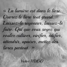 Pocket on Twitter: "L'amour des livres #Citation #VictorHugo Extrait du  Discours d'ouverture du congrès littér. international 1878  http://t.co/7s6kMtMIm1" / Twitter
