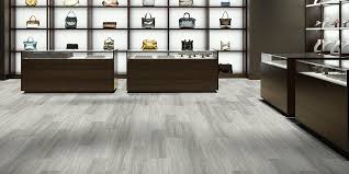 ef contract lvt
