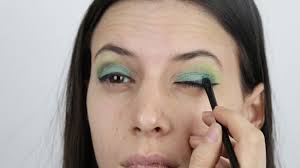 3 ways to wear green eyeshadow