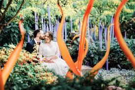 chihuly garden and gl wedding seattle
