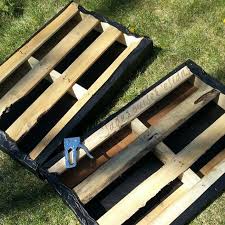 How To Make Raised Wood Pallet Garden Bed