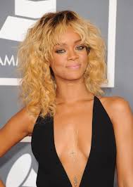 ••• this weekend rihanna donned a voluminous weave that can be achieved with brazilian hair extensions. Blonde Curly Hairstyle For Shoulder Length Hair Hairstyles Weekly