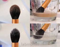 wash your brushes with daiso detergent