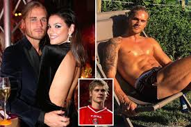 Rúrik has always had a. Former Charlton Ace Rurik Gislason Gets Offers To Buy His Sperm After Being Branded Sexiest Player Of 2018 World Cup