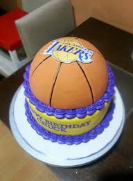 Check out our lakers cake selection for the very best in unique or custom, handmade pieces from our cake toppers shops. Pin By Kc Monteras On The Dough Puncher Basketball Cake Wedding Cake Recipe Cake Pop Recipe