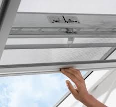 Mit der roto jalousette für ihr dachfenster können sie individuell licht und sichtschutz einstellen. Dachfenster Sonnenschutz Kaufen Bei Hornbach