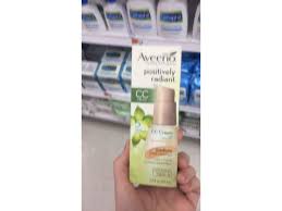 Aveeno Active Naturals Spf 30 Medium Positively Radiant Tinted Moisturizer 2 5 Fluid Ounce Ingredients And Reviews