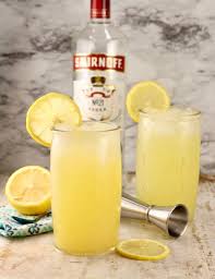 pineapple vodka lemonade large batch
