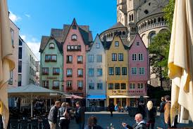 Vor dem streichen abkleben und abdecken. Haus Streichen Welche Farben Geeignet Sind