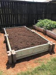 garden bed layout