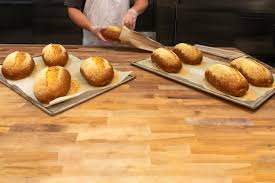 tutto bread makes its hot entrance into