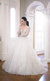 In many cases, brides underestimate the beauty of long sleeve wedding dresses since for the longest time they have been considered to be too conservative. Long Sleeve Wedding Dresses Gowns With Sleeves Essense Of Australia