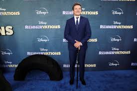jeremy renner attends first red carpet