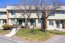Excellent updated unit with 2bd and 2 baths. Cromwell Ct 06416 Condos For Sale Homes Com