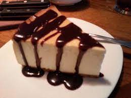 cheesecake with chocolate sauce can t