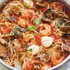 seafood pasta with shrimp scallops