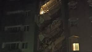 Di kabupaten mamuju, beberapa bangunan dilaporkan rusak berat: Pa3betojolt9zm