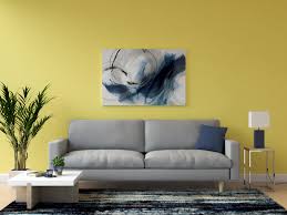 colors that goes with yellow walls
