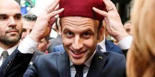Les français contre Macron troll