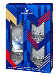 holiday vodka gift set with gles