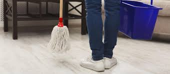 clean laminate floors daily deep