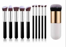 makeup brushes plastic foundation blush