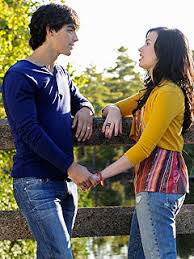 Just what could be better than tween heartthrobs demi lovato and nick jonas? Joe Jonas Demi Lovato Up The Romance In Camp Rock 2 People Com