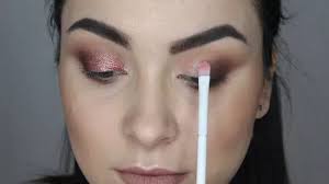 But what you can do is hold a piece of tissue or toilet paper underneath your eyes. How To Get Glitter Eye Shadow To Stick 8 Steps With Pictures