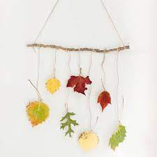 Diy Leaf Wall Hanging With Autumn Leaves