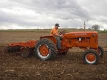 How does Allis-Chalmers snap coupler work?