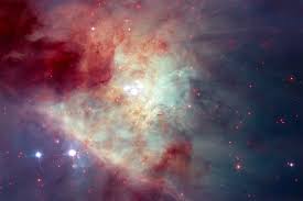 Una galaxia espiral barrada es aquella con una banda central de estrellas brillantes que abarca de un lado a otro de la galaxia. Evolucao Estelar Posts Facebook
