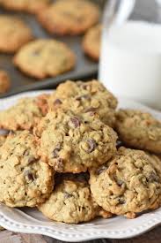 easy oatmeal chocolate chip cookie