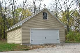 garage with attic in bloomington