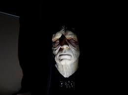 emperor palpatine bust hot toys
