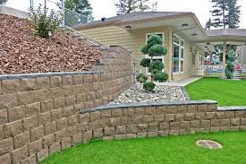 Creative Retaining Wall Design For A