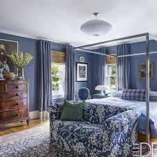 how to decorate a bedroom with blue carpet