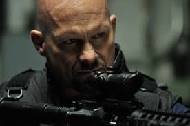 <b>...</b> Tate (Steve Austin) und seinen drei Kameraden Hunt (<b>Michael Jai White</b>), <b>...</b> - artikel_tactical_force