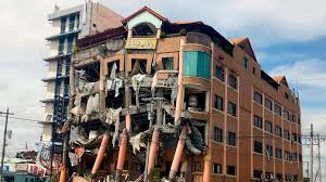 According to the philippine institute of volcanology and seismology (phivolcs), the quake hit on wednesday 2 june 2021 at 5:59 am local time at a shallow depth of 29 km. At Least 5 Dead Hotel Collapses After Strong Quake Hits Southern Philippines Cna