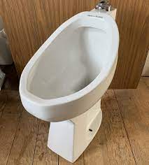standard f6600 freestanding urinal