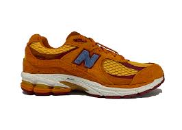 Why shop for new balance tennis shoes on shopping.tennis? New Balance 2002r Salehe Bembury Ml2002r1