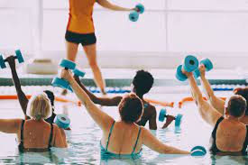 top 10 benefits of water aerobics