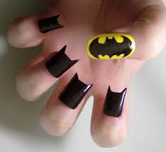 La decoración de las uñas. Https Xn Diseosdeuasdecoradas 66bf Com Los Mejores Nail Art Superheroes Decoracion Unas Batman 570x523