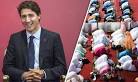 Resultado de imagem para justin trudeau praying in mosque