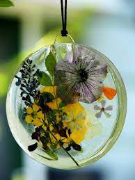 preserving flowers in resin happy