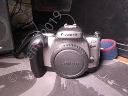 Recently seen out in the wild is the canon eos kiss x7 which looks to be a smaller and lighter version of canon's eos rebel dslr lineup. Canon Eos Rebel T2 Film Slr Body Only Kiss 7 300x Last Canon Film Body Made Photography Cameras On Carousell
