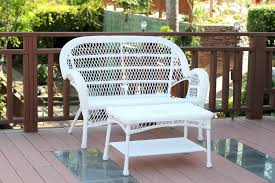 Wicker Patio Love Seat And Coffee Table