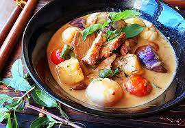 Thai Red Duck Curry With Lychees gambar png