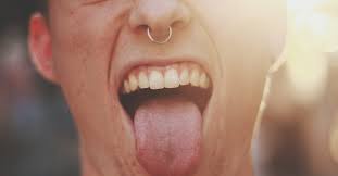 tongue s symptoms and causes