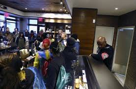 Starbucks Closing 8 000 Us Stores For Racial Bias Training Al Com