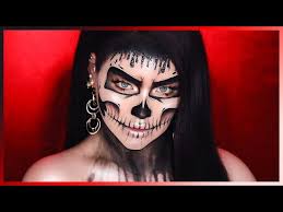 lady a skull halloween makeup